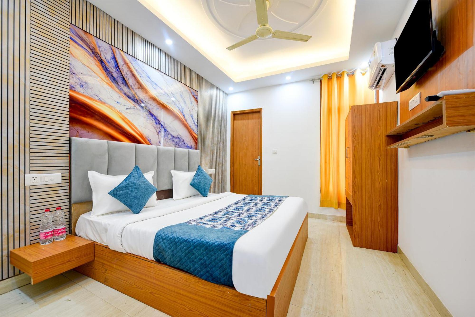 Hotel Airport Kiara - Airport 3*
