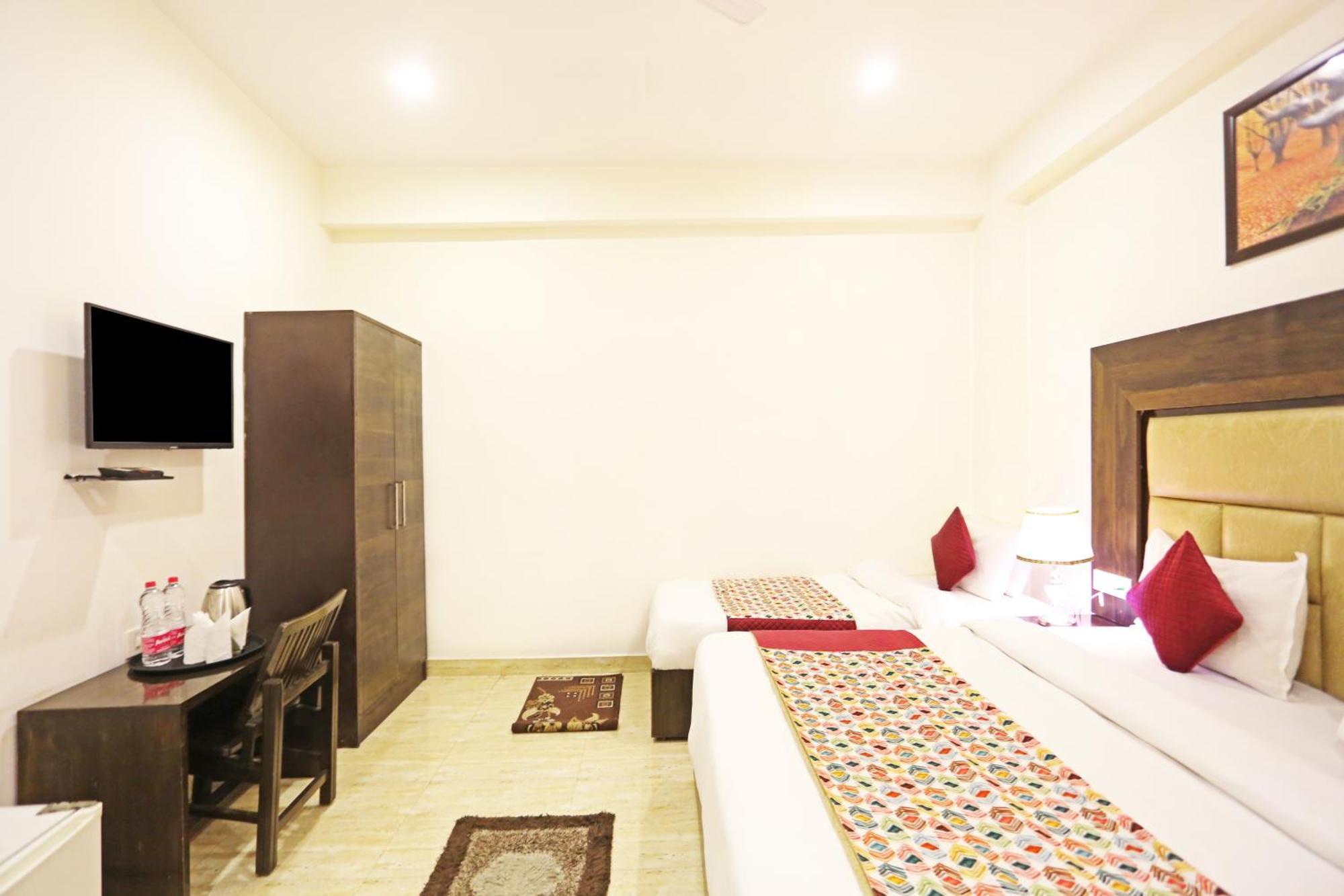 Airport Kiara - Airport Hotel