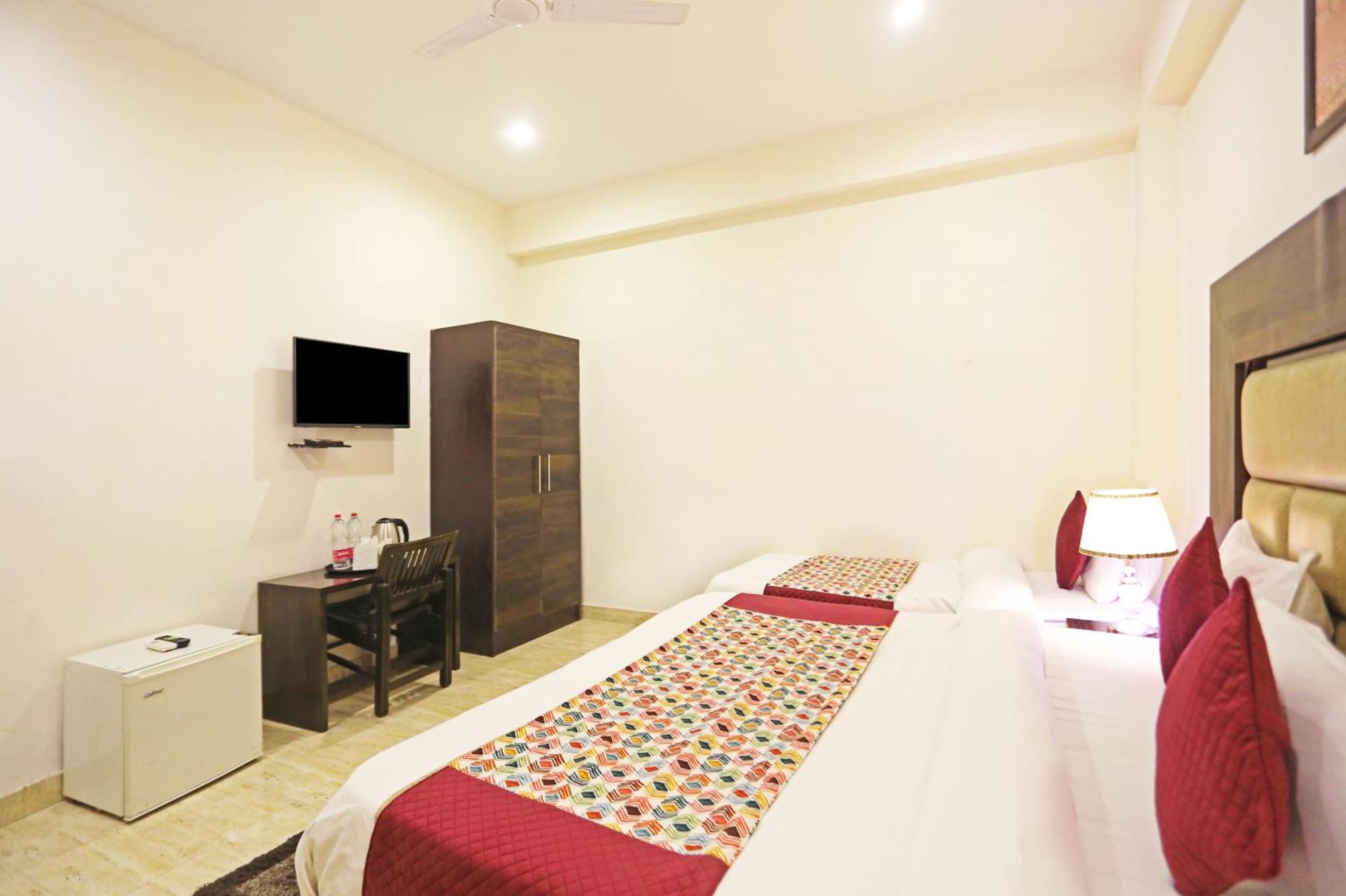 Airport Kiara - Airport Hotel New Delhi